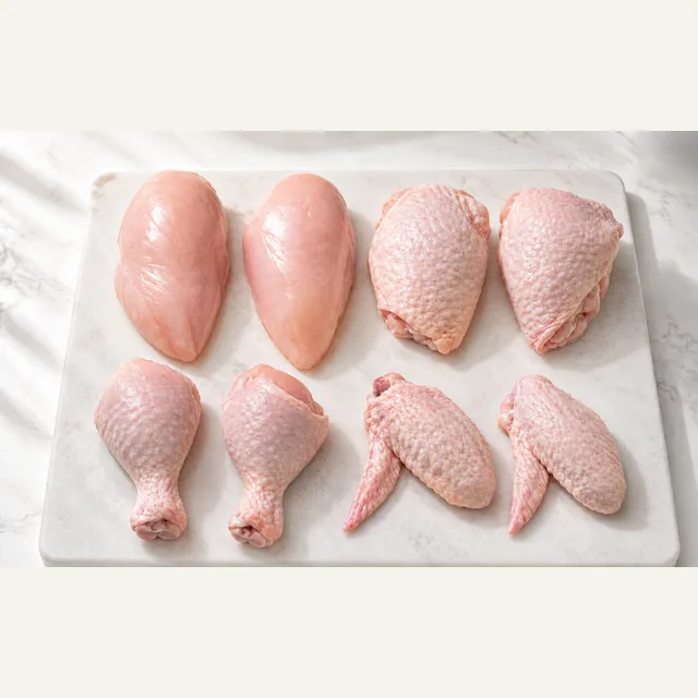 Frango inteiro fresco, imagem ilustrativa do produto